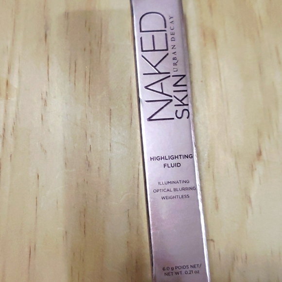Urban Decay Other - Urban Decay naked skin highlighter in Sin new